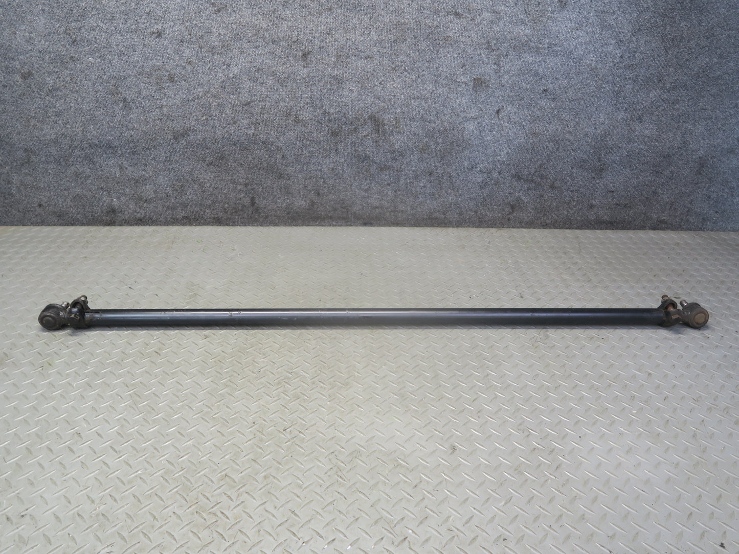 1996-1997 Lexus FZJ80L LX450 Steering Tie Rod Linkage Arm