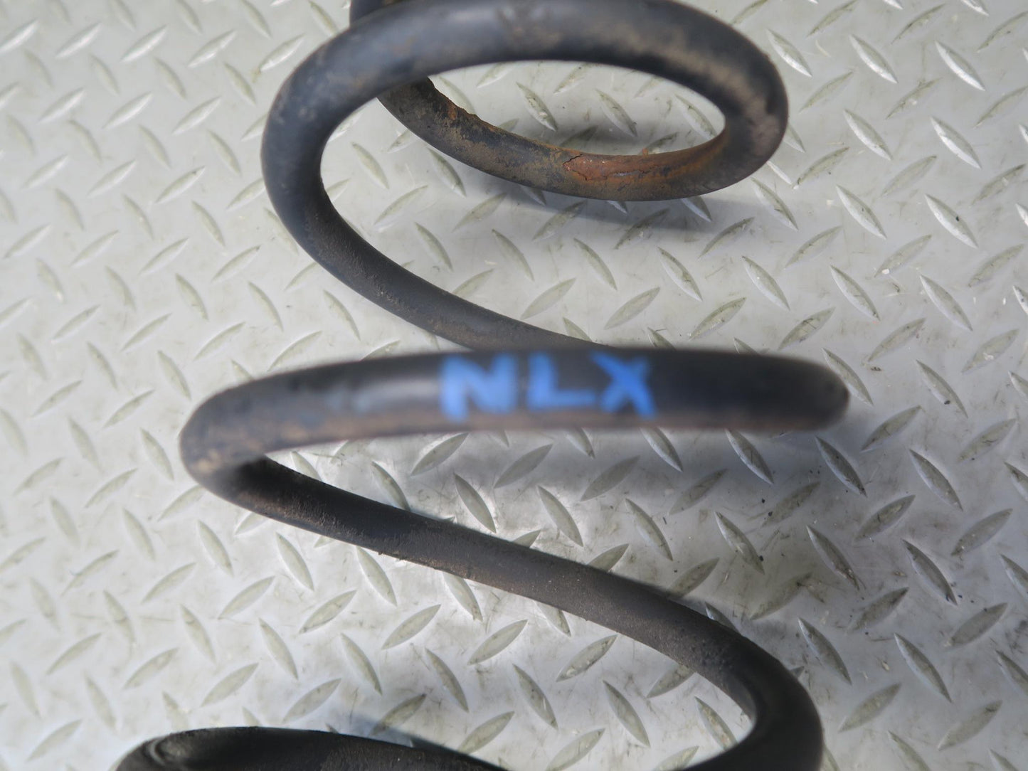 1996-1997 Lexus FZJ80L LX450 AWD Front Left & Right Coil Spring Set of 2