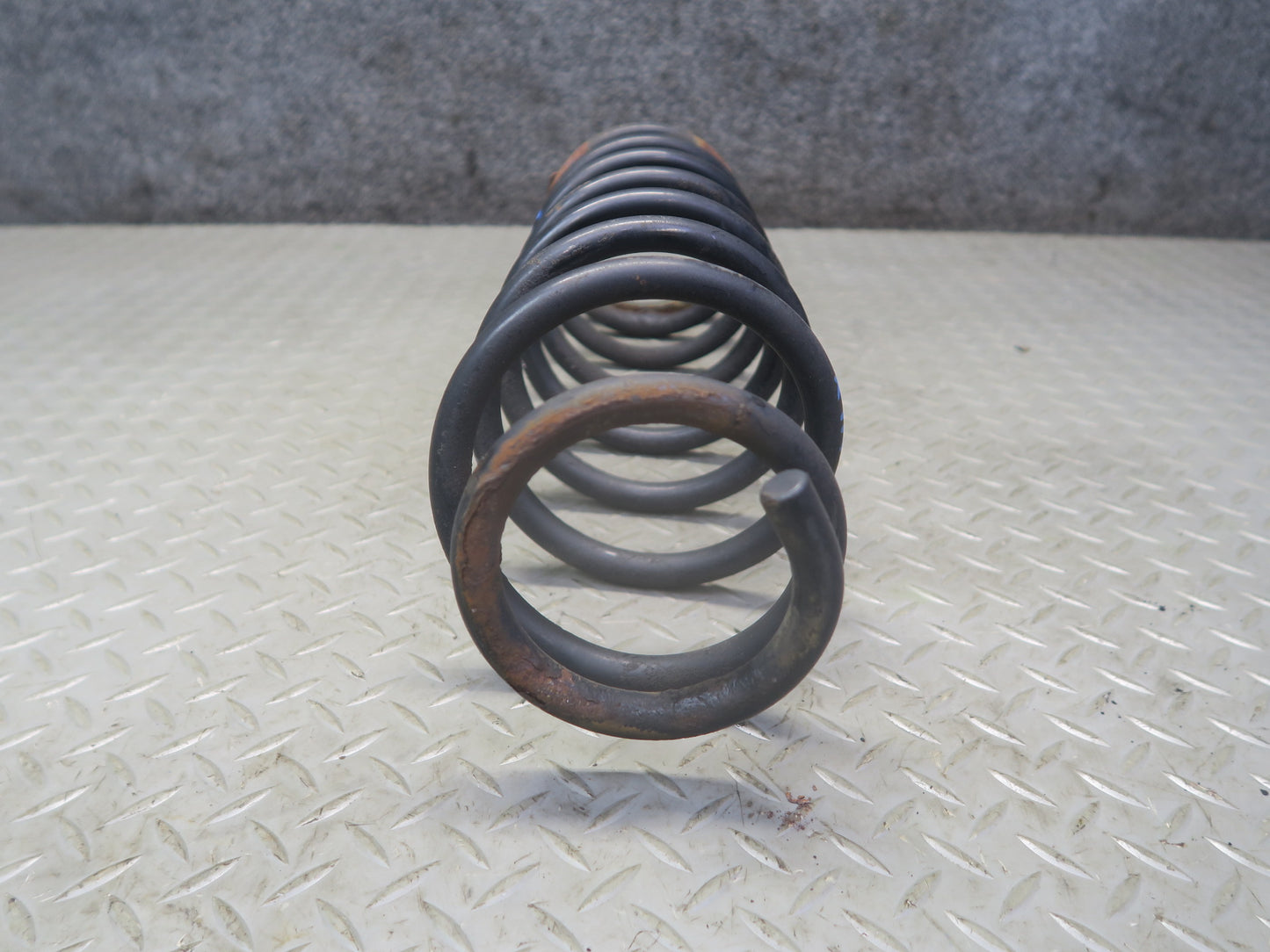 1996-1997 Lexus FZJ80L LX450 AWD Front Left & Right Coil Spring Set of 2