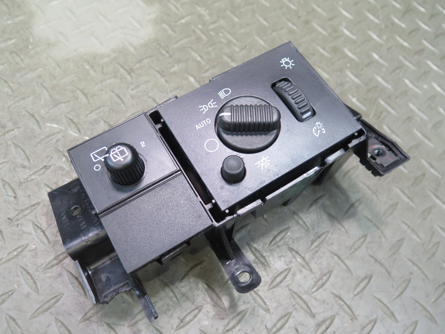2003-2007 Hummer H2 Headlight Fog Light Lamp Dimmer Control Switch