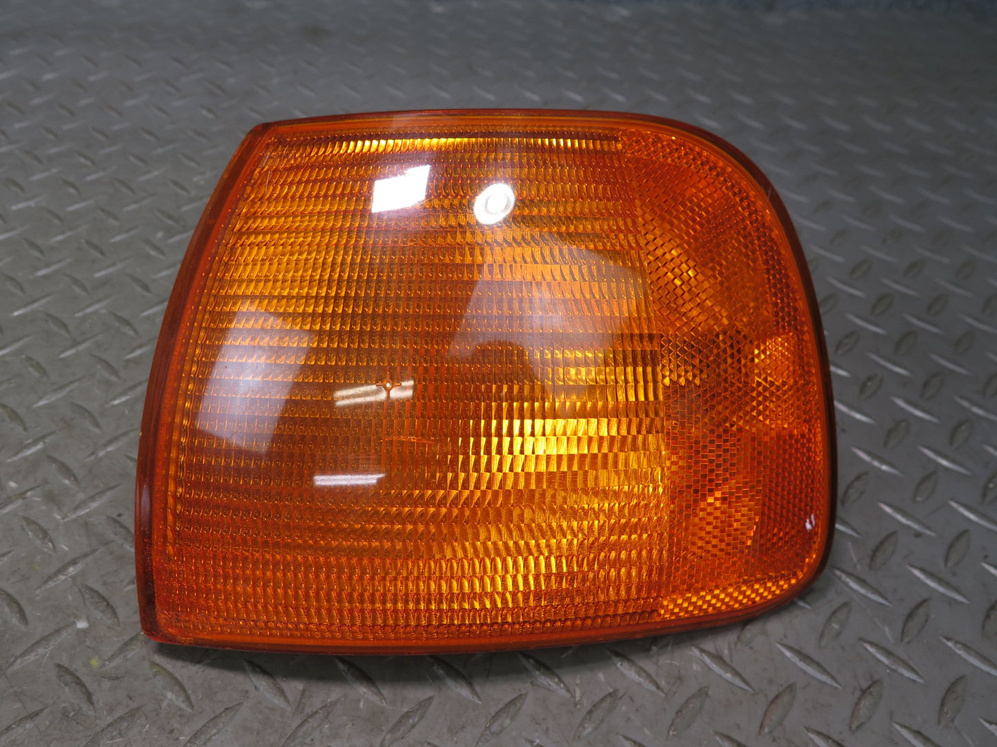 99-03 VW Eurovan T4 Set of 2 Front Left & Right Turn Signal Light Lamp OEM