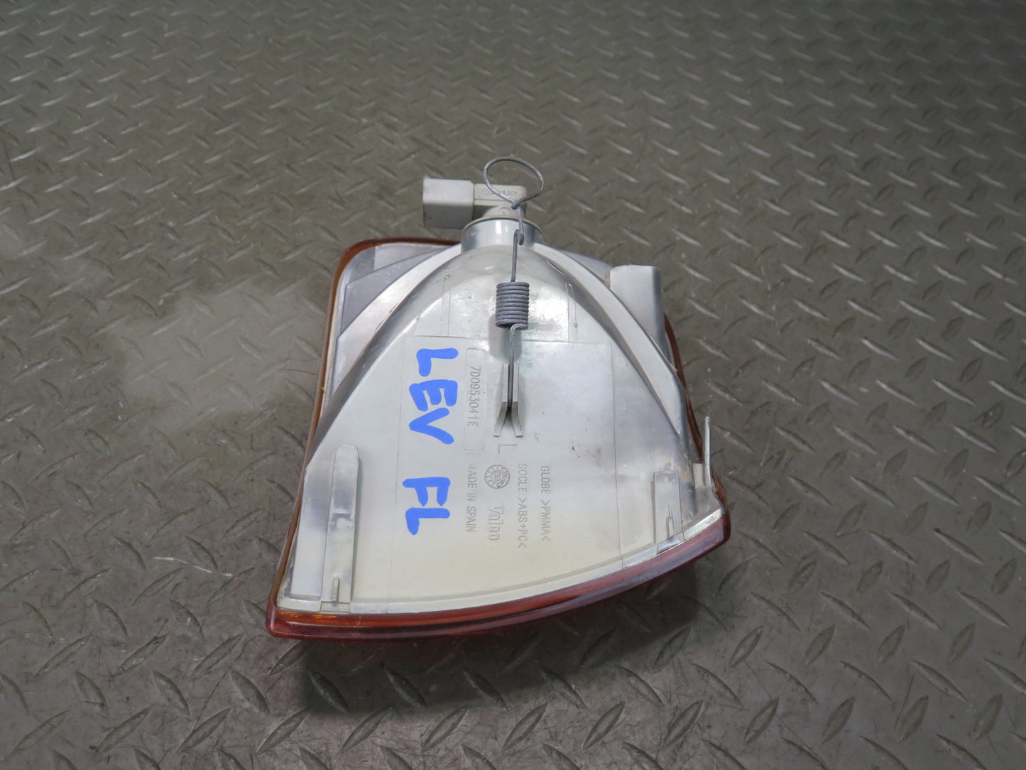99-03 VW Eurovan T4 Set of 2 Front Left & Right Turn Signal Light Lamp OEM