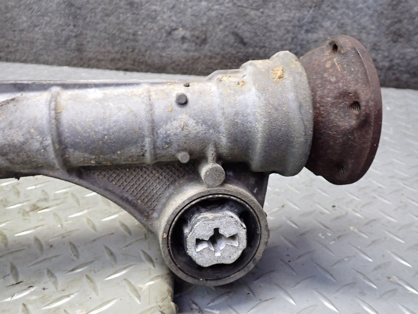 2011-2014 Porsche Cayenne 958 4.8L NA Front Axle Differential Carrier 2.92 Ratio
