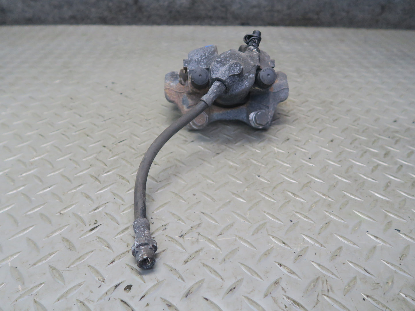 03-08 BMW E85 E86 Z4 3.0L RWD Set of 2 Rear Left & Right Brake Caliper 78K OEM