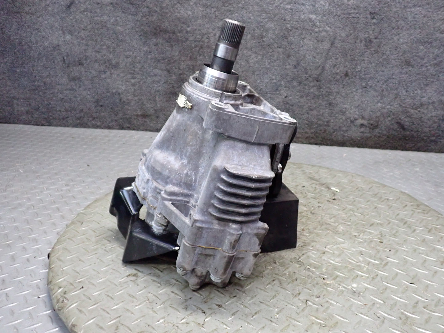 09-15 Audi TT S 8J Quattro AWD Transfer Case Box 116K Miles 0AV409053 OEM