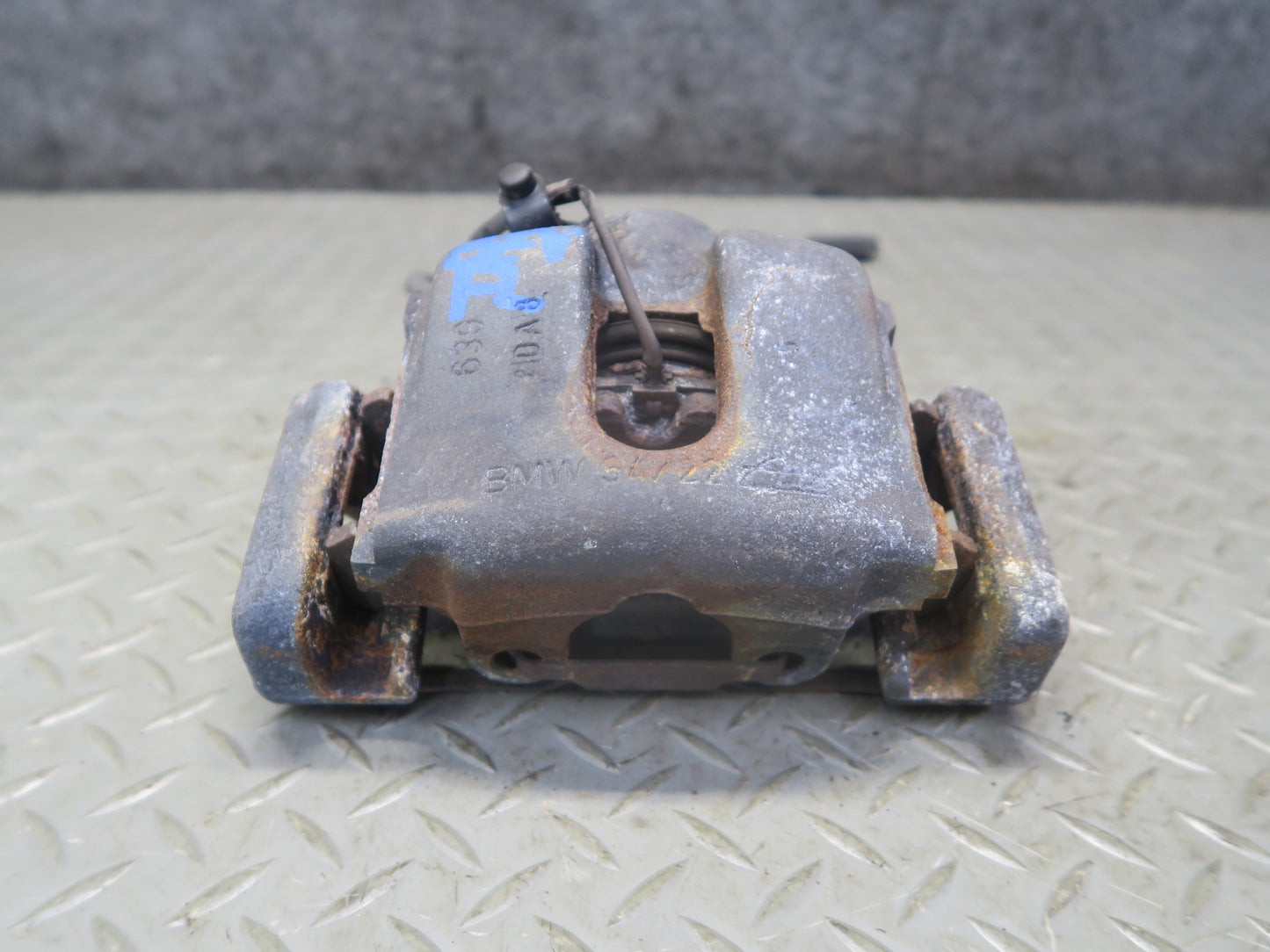 03-05 BMW E85 Z4 RWD Set of 2 Front Left & Right Brake Caliper 78K Miles OEM