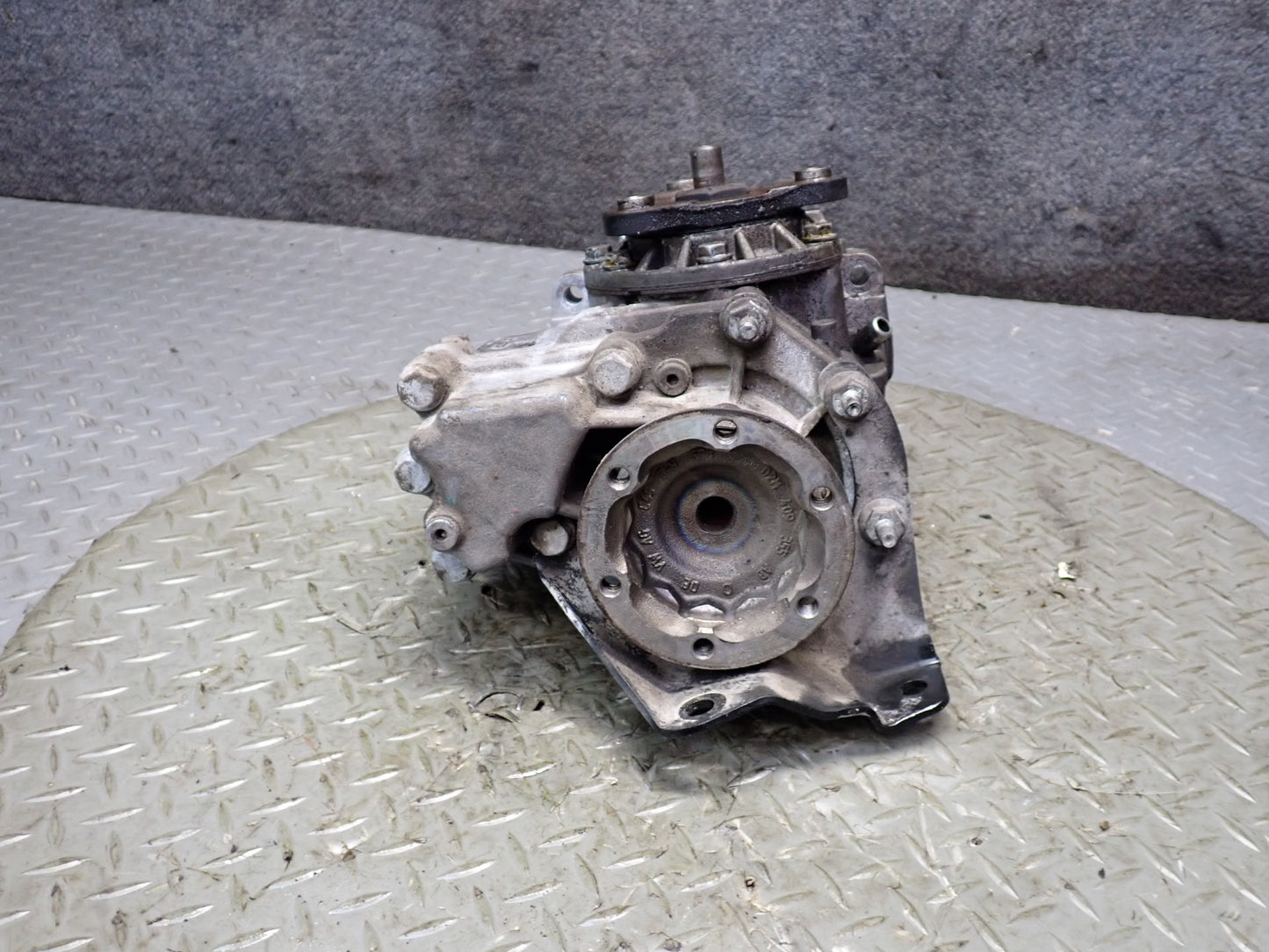09-15 Audi TT S 8J Quattro AWD Transfer Case Box 116K Miles 0AV409053 OEM