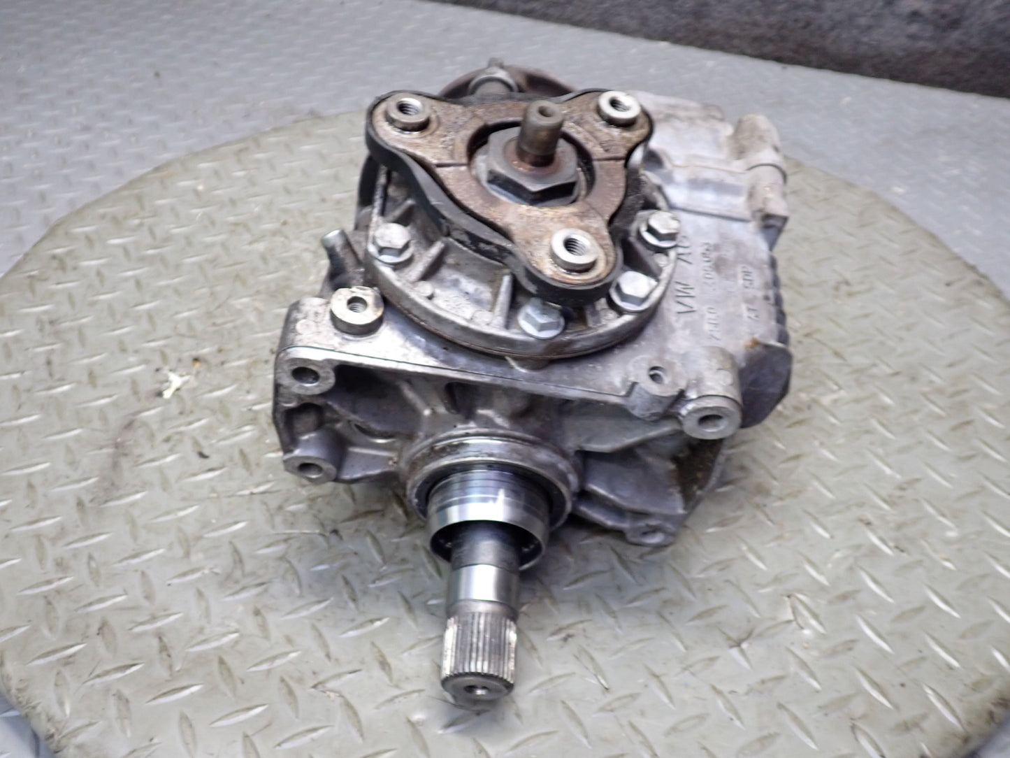 09-15 Audi TT S 8J Quattro AWD Transfer Case Box 116K Miles 0AV409053 OEM
