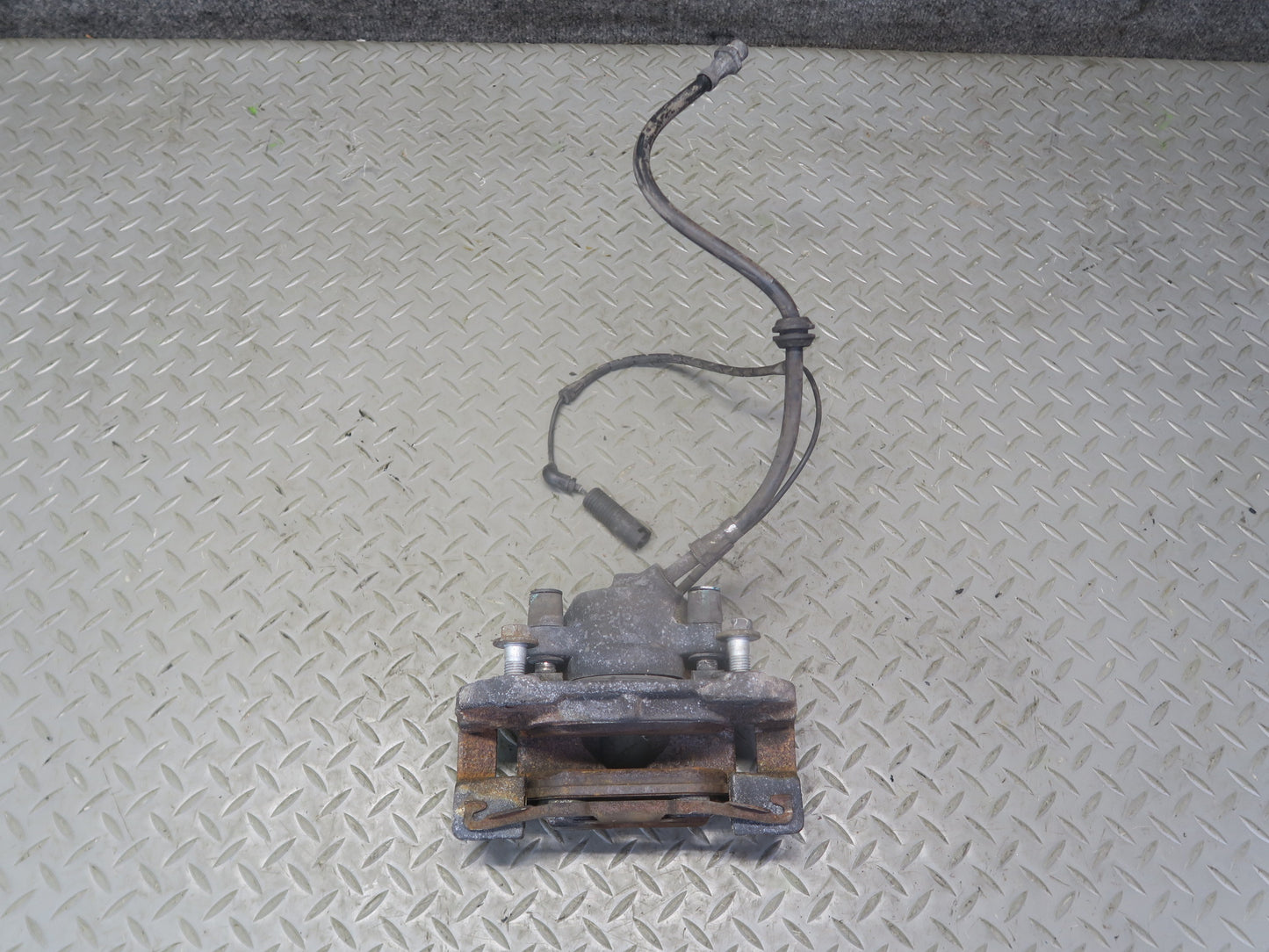 03-05 BMW E85 Z4 RWD Set of 2 Front Left & Right Brake Caliper 78K Miles OEM