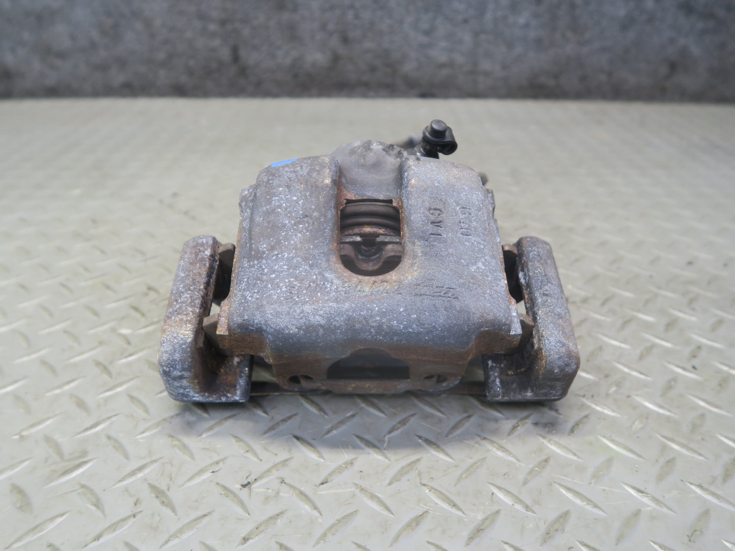 03-05 BMW E85 Z4 RWD Set of 2 Front Left & Right Brake Caliper 78K Miles OEM