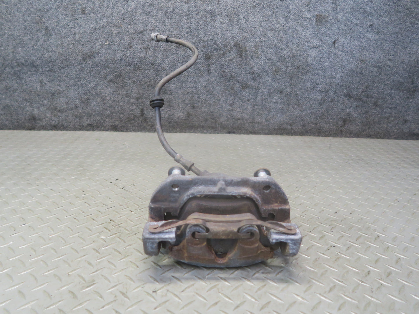 03-05 BMW E85 Z4 RWD Set of 2 Front Left & Right Brake Caliper 78K Miles OEM