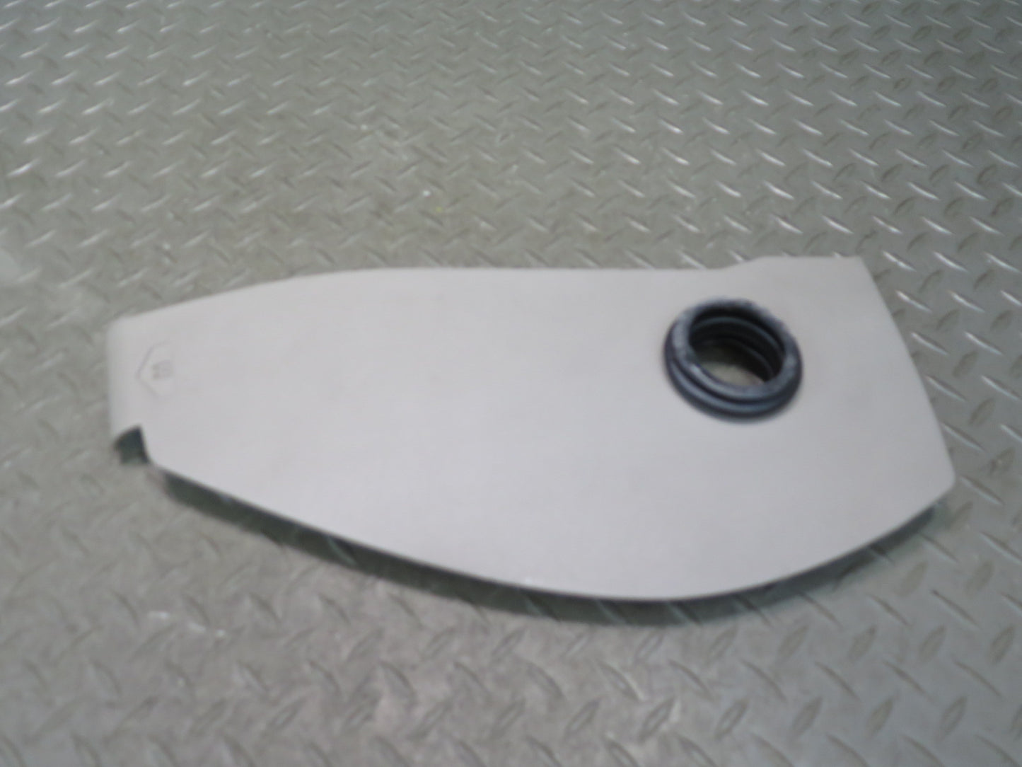 2003-2007 Hummer H2 Dash Front Left & Right END Cap Trim Cover Set of 2