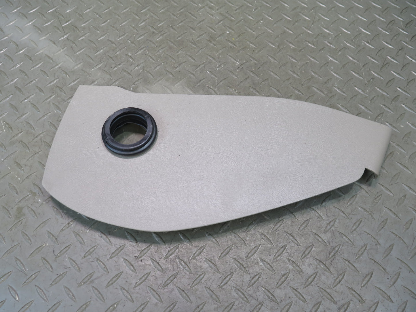 2003-2007 Hummer H2 Dash Front Left & Right END Cap Trim Cover Set of 2
