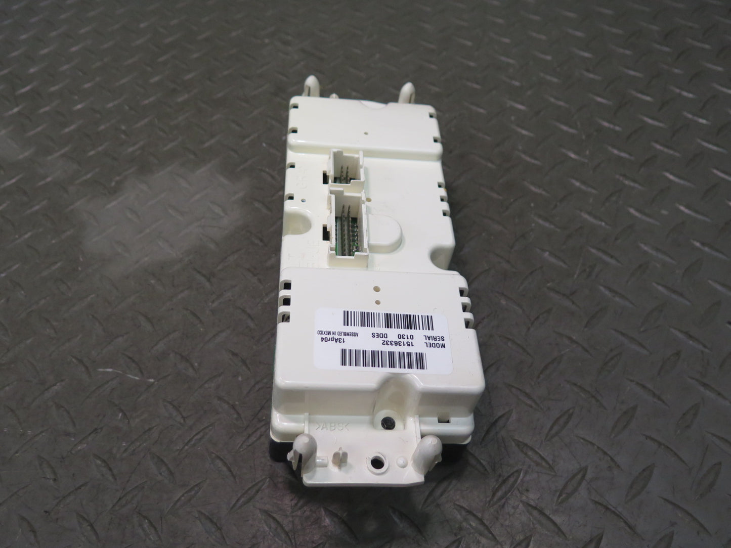 2003-2007 Hummer H2 A/C Heater Climate Control Switch Panel 15136332