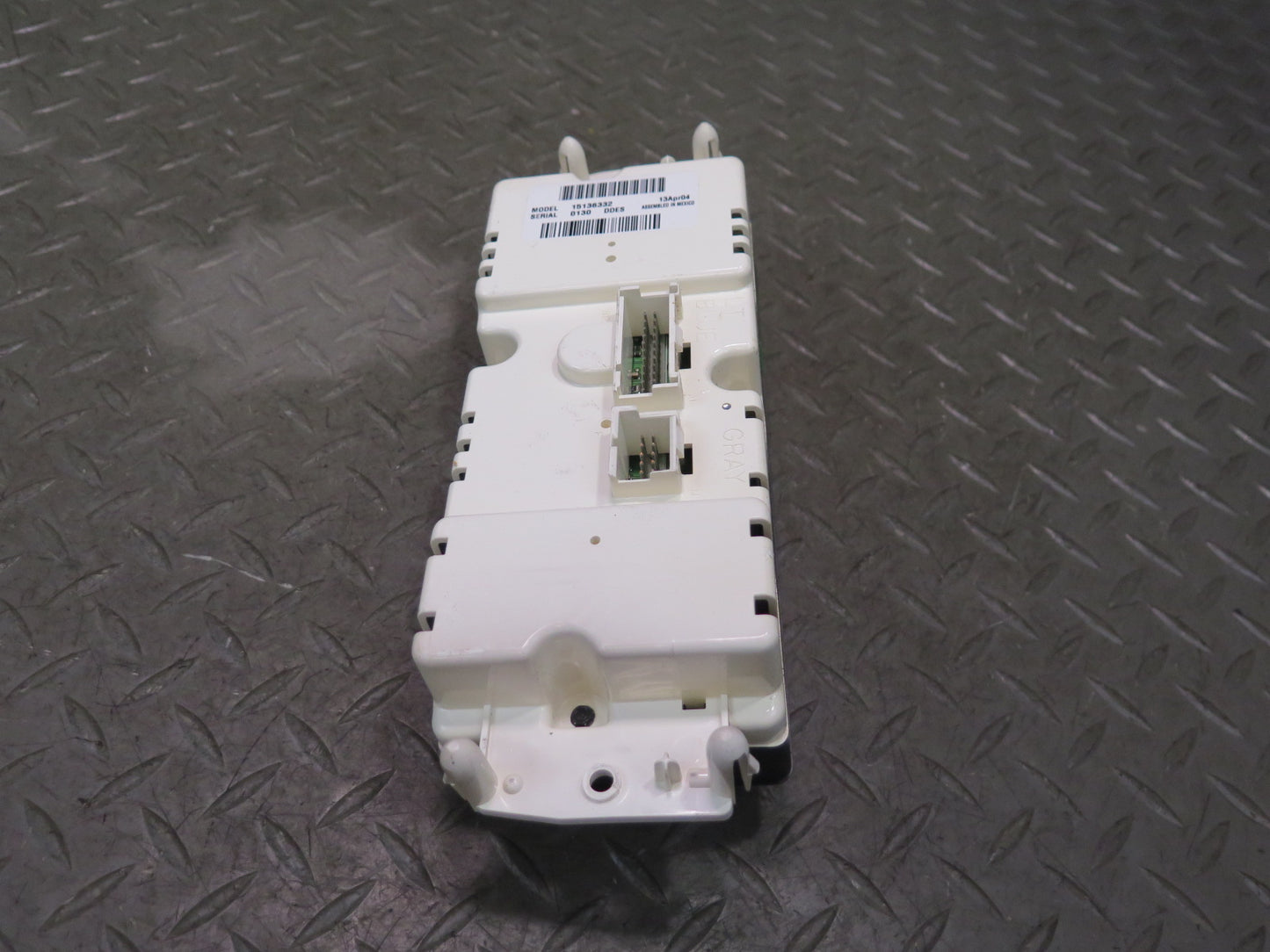 2003-2007 Hummer H2 A/C Heater Climate Control Switch Panel 15136332