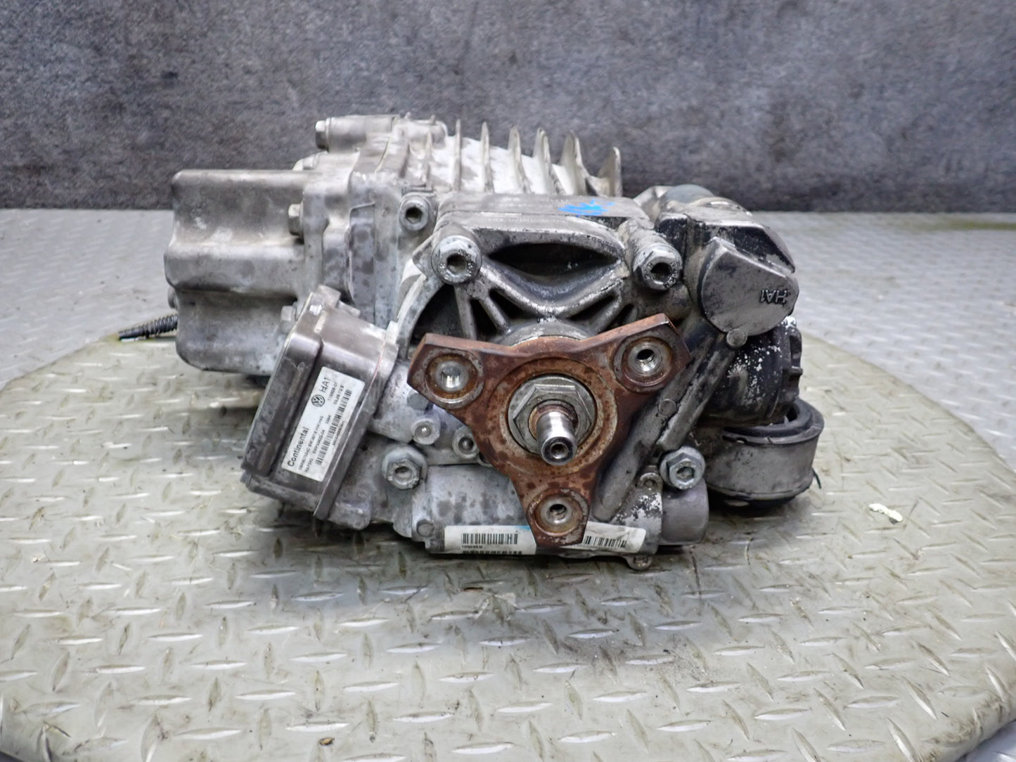 09-15 Audi TT S 8J Quattro Rear Haldex Differential Carrier 116K Miles OEM