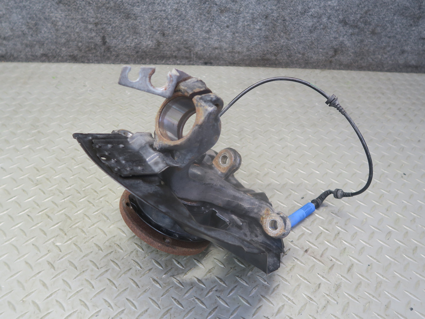03-08 BMW E85 Z4 RWD Front Right Spindle Knuckle Wheel Hub Bearing 78K Miles OEM