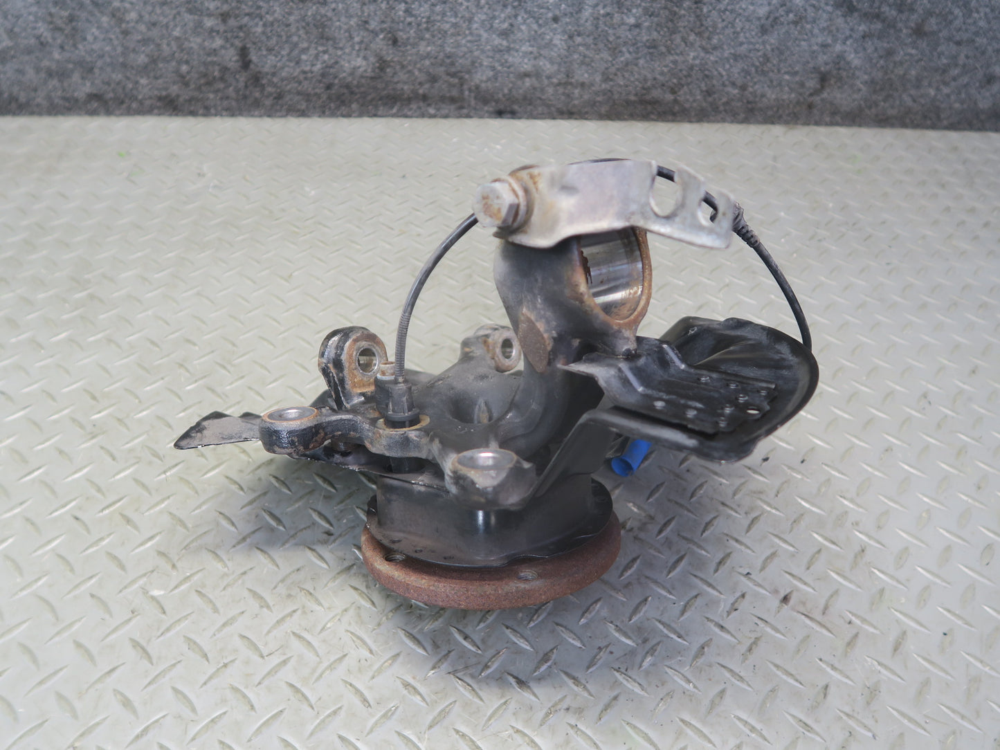 03-08 BMW E85 Z4 RWD Front Right Spindle Knuckle Wheel Hub Bearing 78K Miles OEM