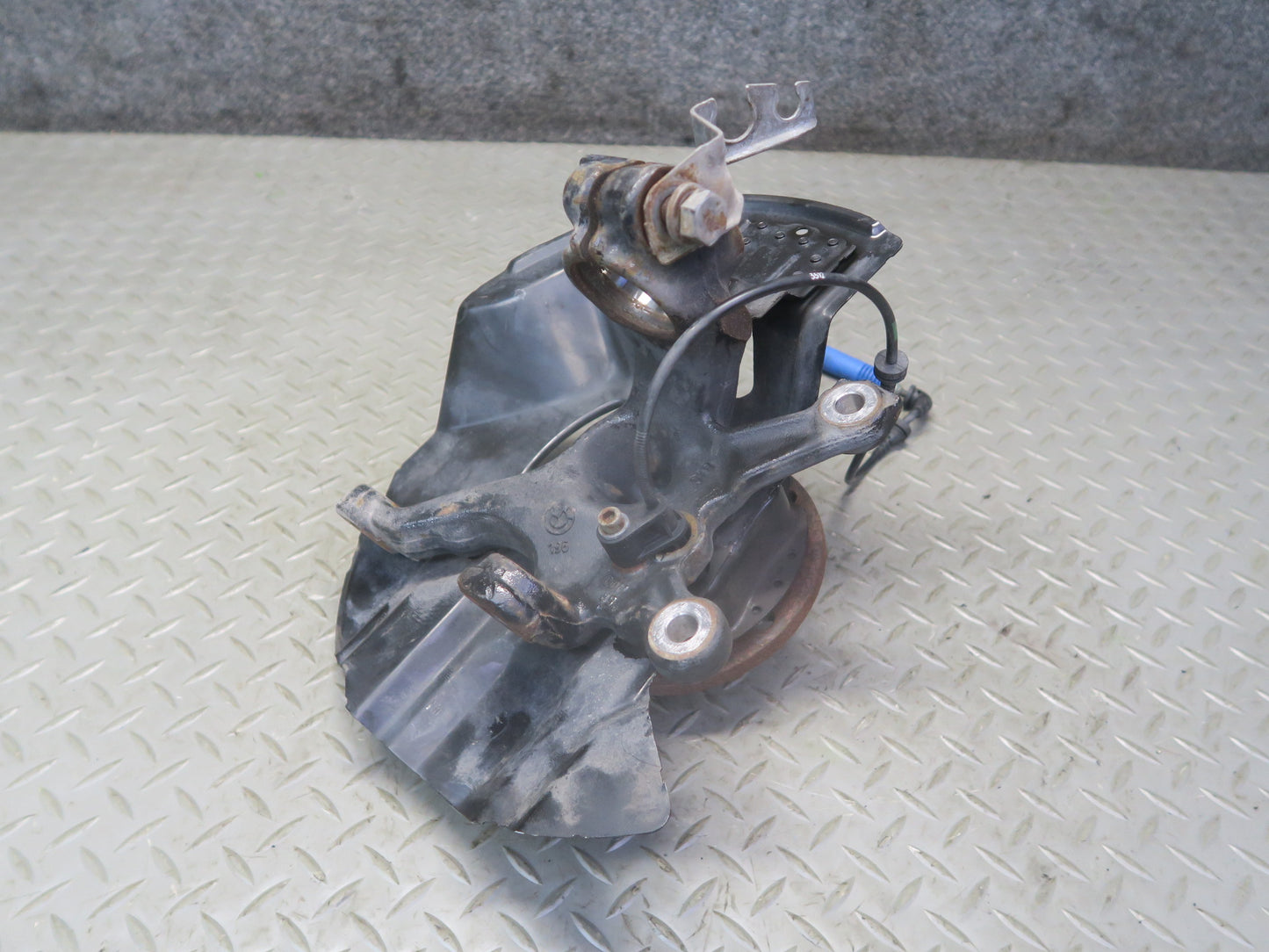 03-08 BMW E85 Z4 RWD Front Right Spindle Knuckle Wheel Hub Bearing 78K Miles OEM