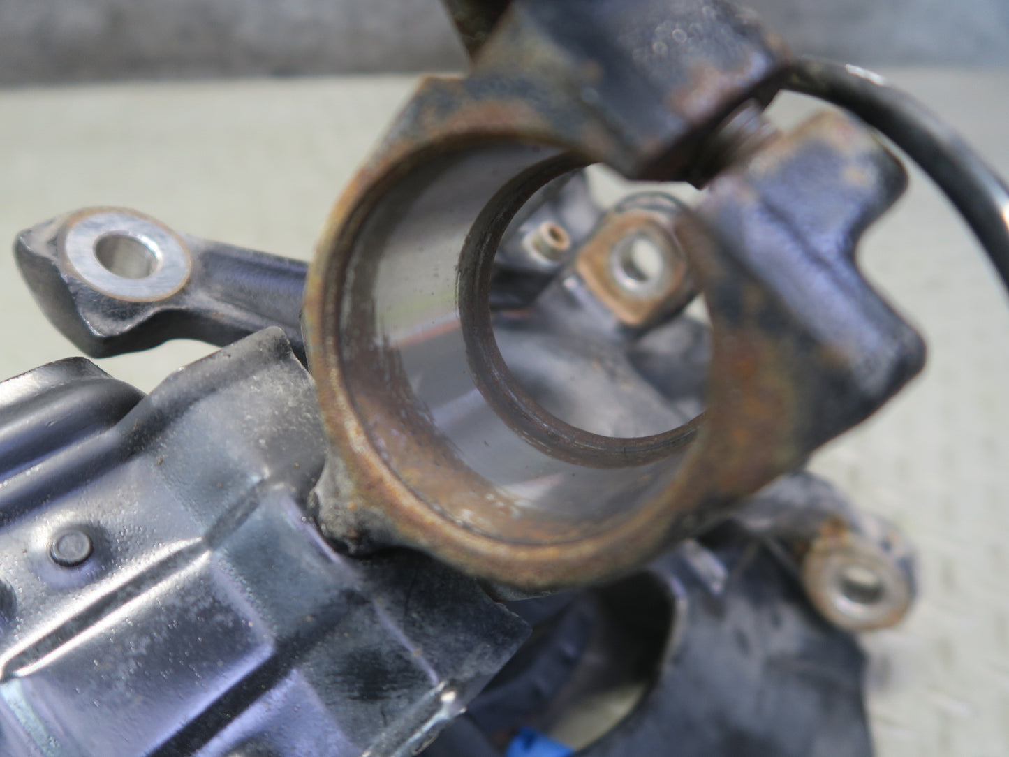 03-08 BMW E85 Z4 RWD Front Right Spindle Knuckle Wheel Hub Bearing 78K Miles OEM