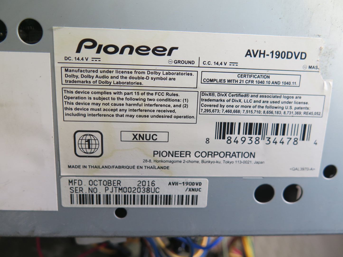 Pioneer AVH-190DVD Radio CD DVD Player Receiver