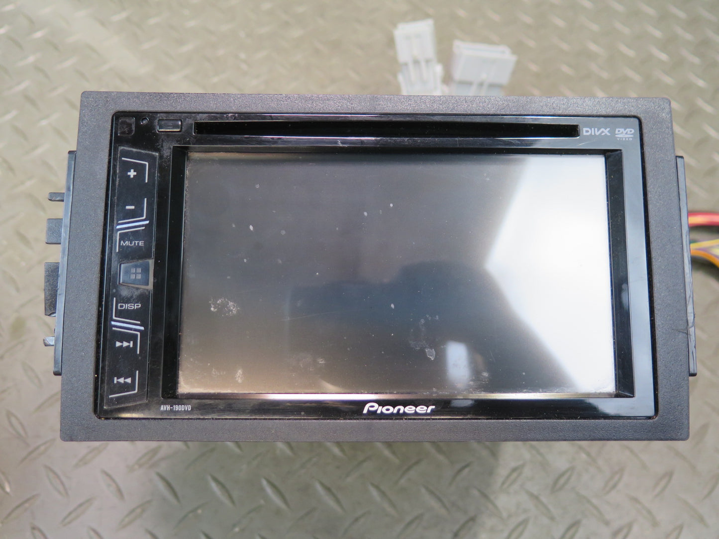 Pioneer AVH-190DVD Radio CD DVD Player Receiver