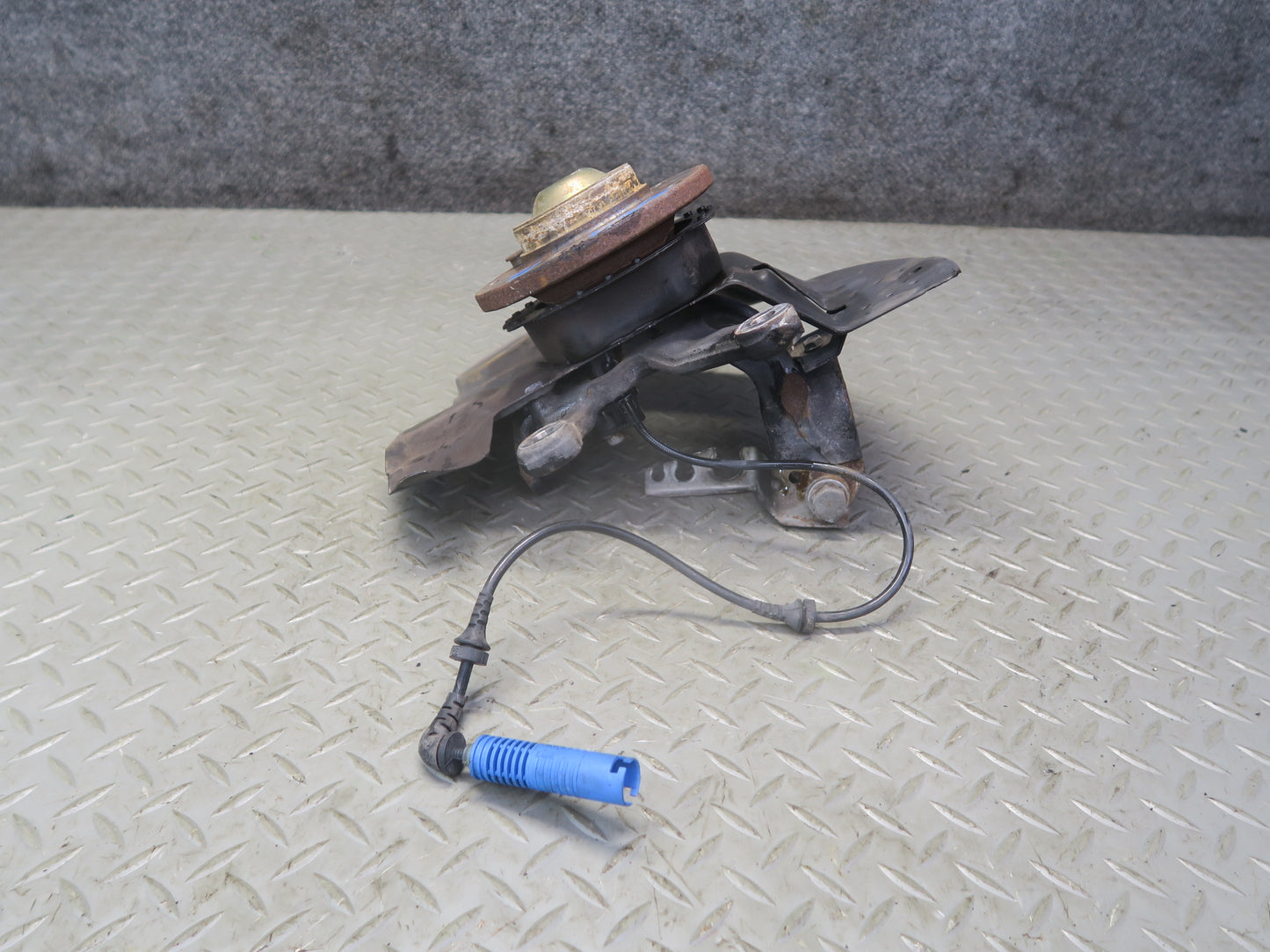 03-08 BMW E85 Z4 RWD Front Left Spindle Knuckle Wheel Hub Bearing 78K Miles OEM