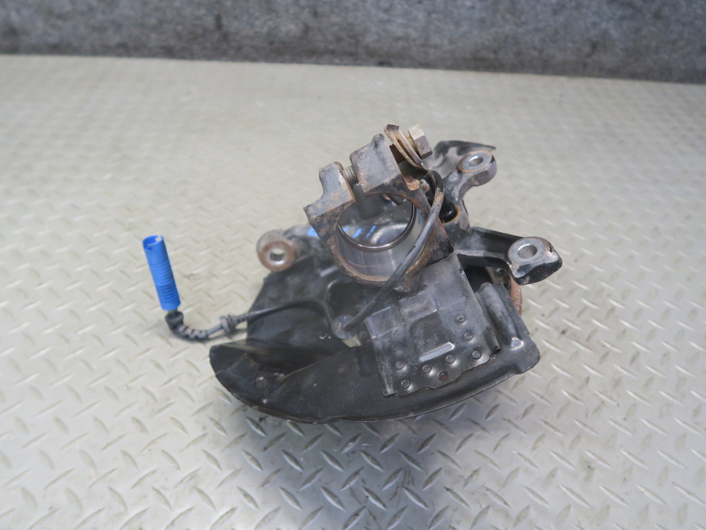 03-08 BMW E85 Z4 RWD Front Left Spindle Knuckle Wheel Hub Bearing 78K Miles OEM