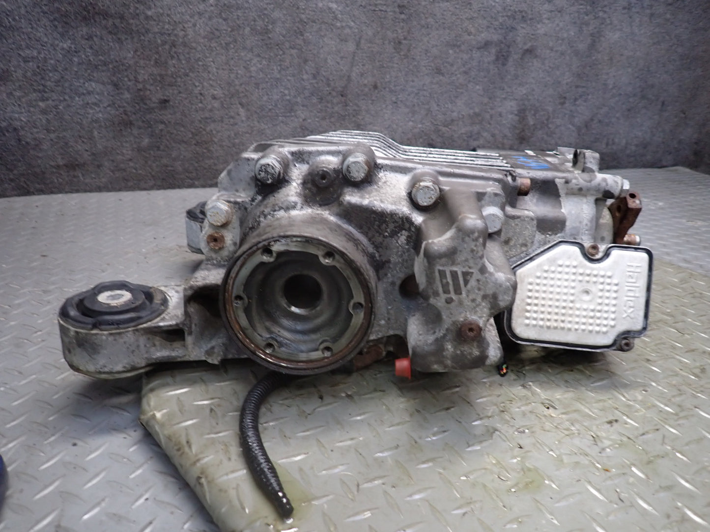 2008 VW Golf R32 MK5 VR6 AWD Haldex Rear Differential Carrier 160k Miles OEM