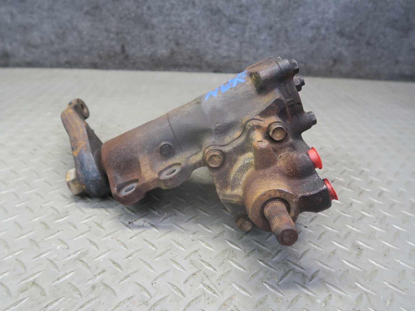 1996-1997 Lexus FZJ80L LX450 Power Steering Gearbox Assembly