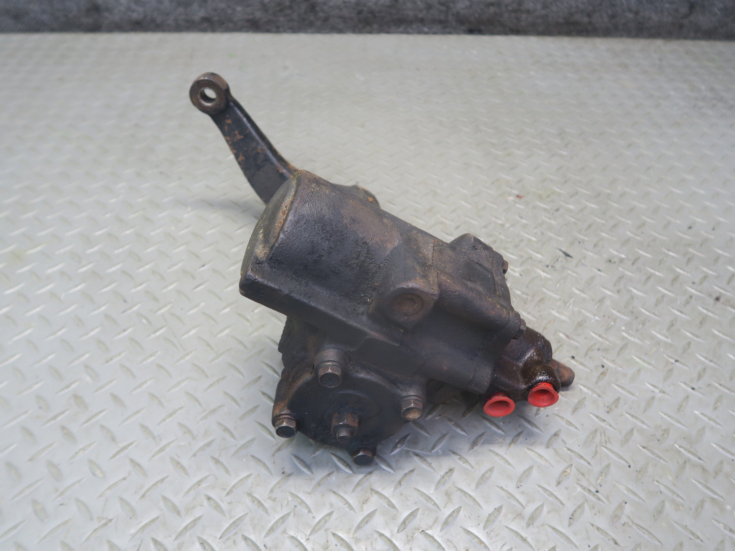 1996-1997 Lexus FZJ80L LX450 Power Steering Gearbox Assembly