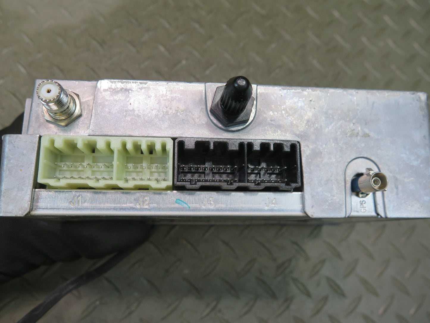 2003-2007 Hummer H2 Onstar Computer Communication Control Module 15101492