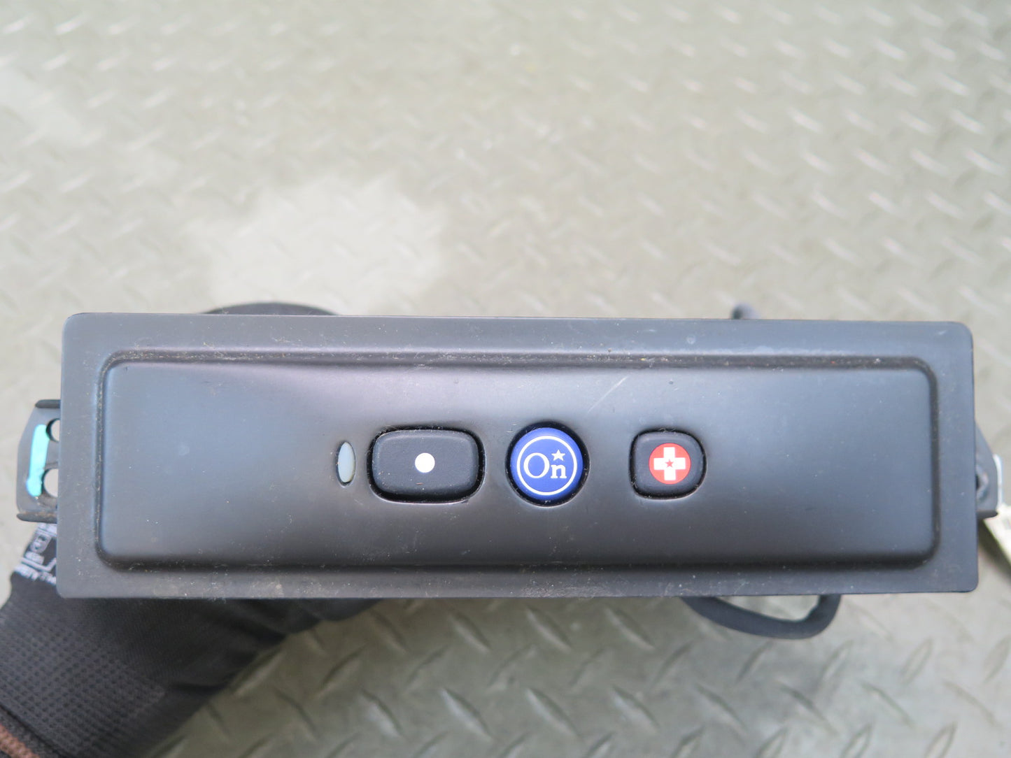 2003-2007 Hummer H2 Onstar Computer Communication Control Module 15101492