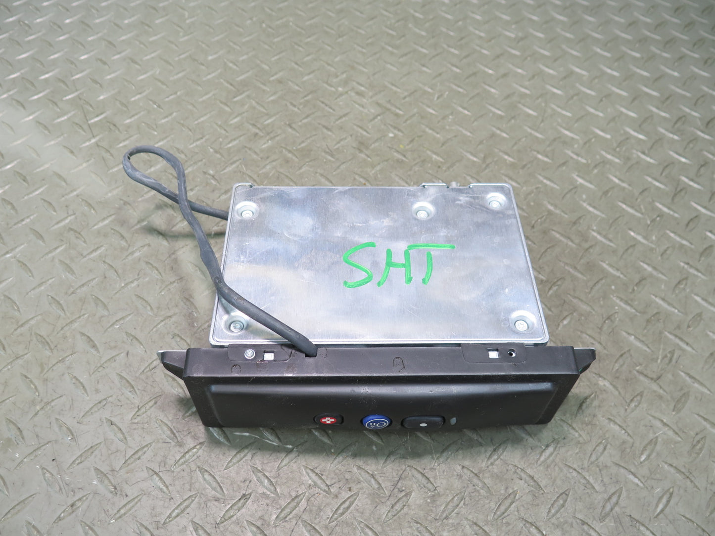 2003-2007 Hummer H2 Onstar Computer Communication Control Module 15101492
