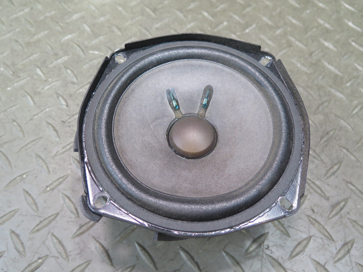 2003-2007 Hummer H2 Rear Left Door Bose Audio Speaker 15054680