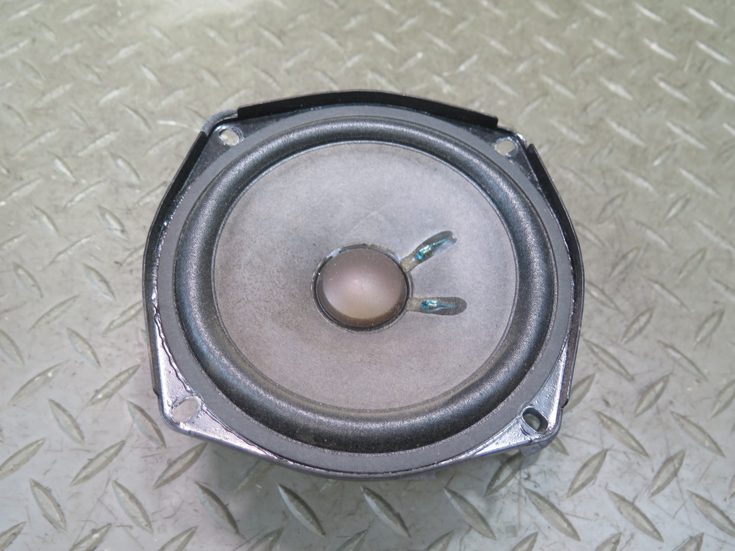 2003-2007 Hummer H2 Rear Left Door Bose Audio Speaker 15054680