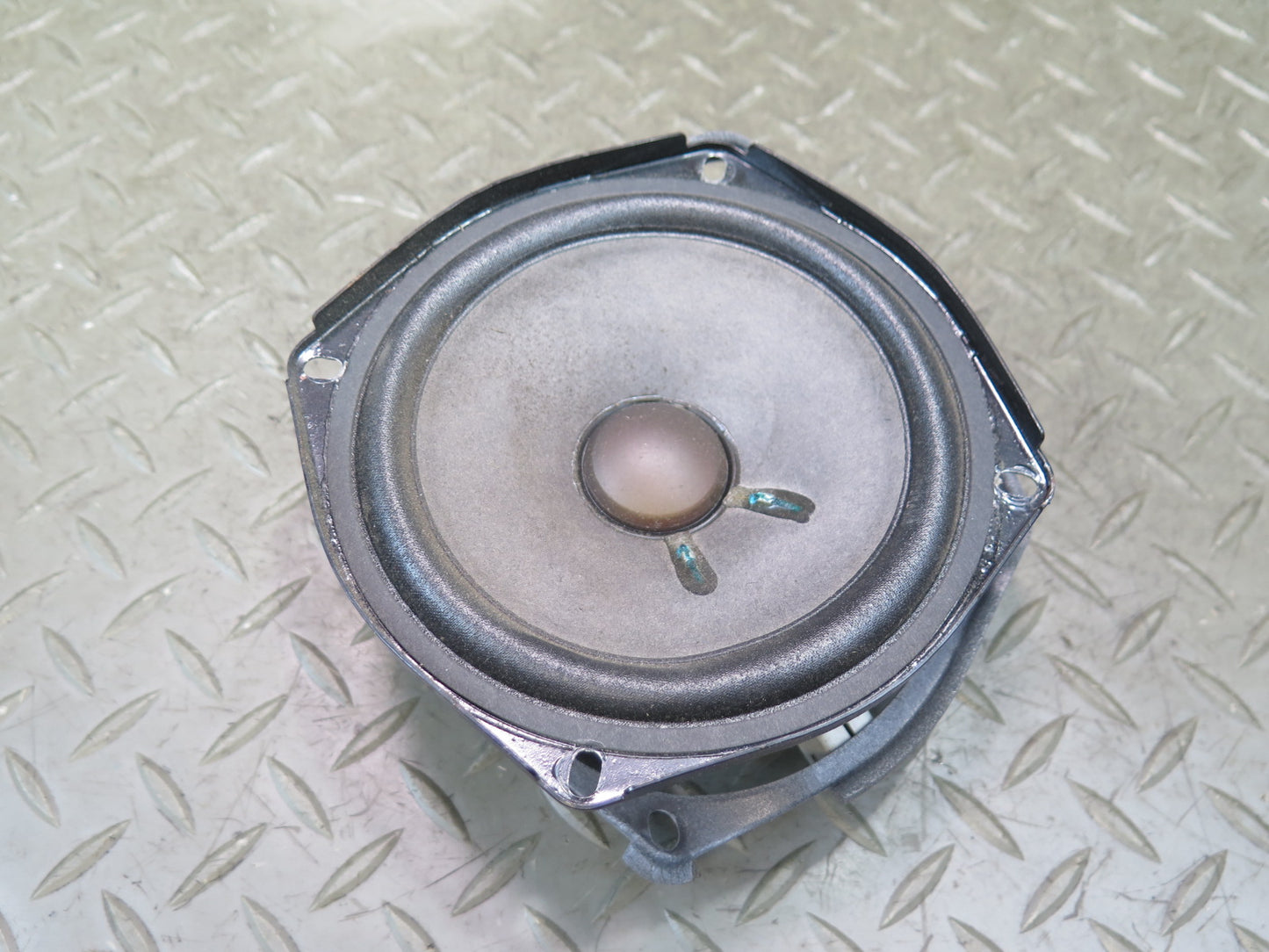 2003-2007 Hummer H2 Rear Left Door Bose Audio Speaker 15054680