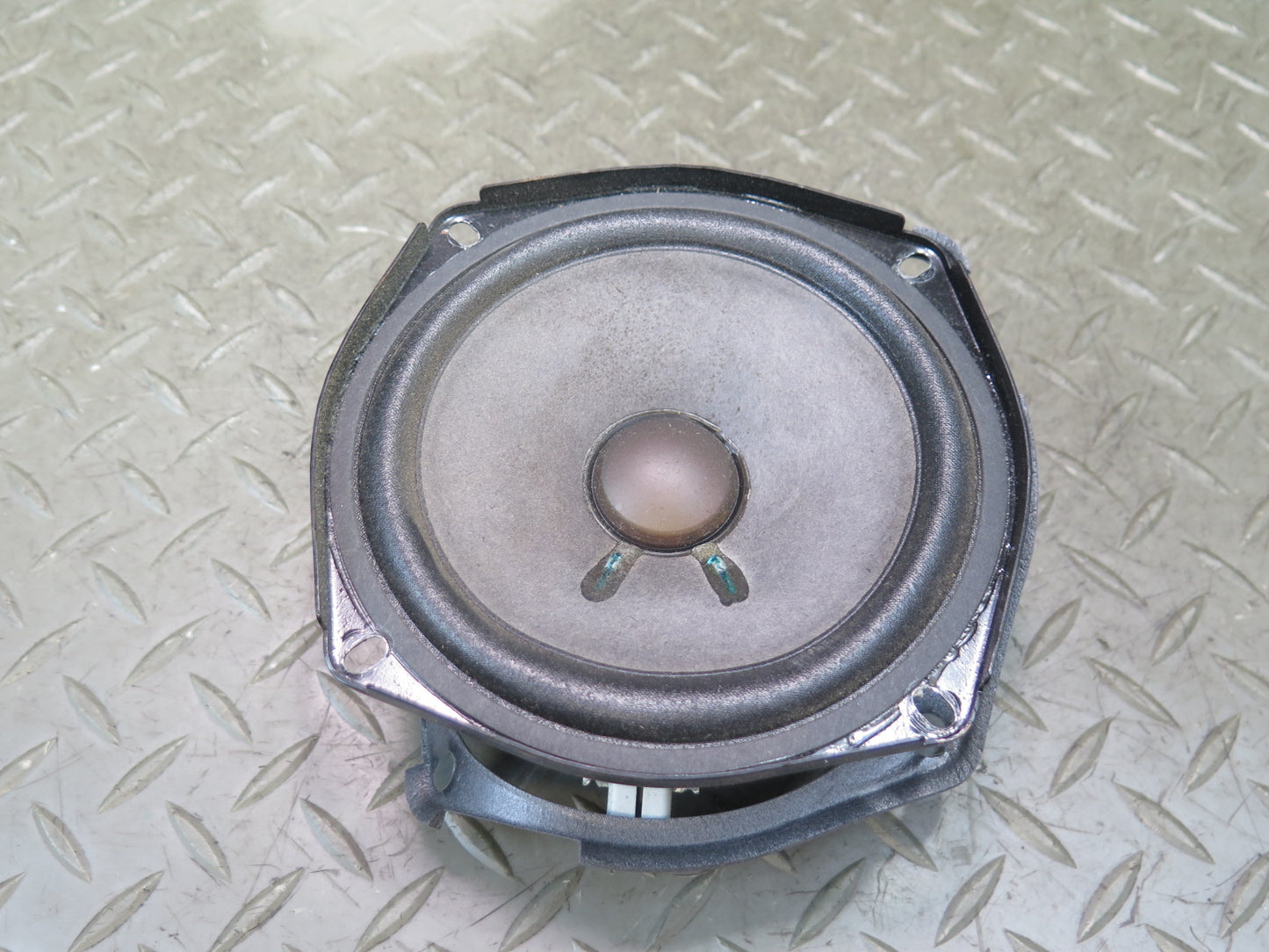 2003-2007 Hummer H2 Rear Left Door Bose Audio Speaker 15054680