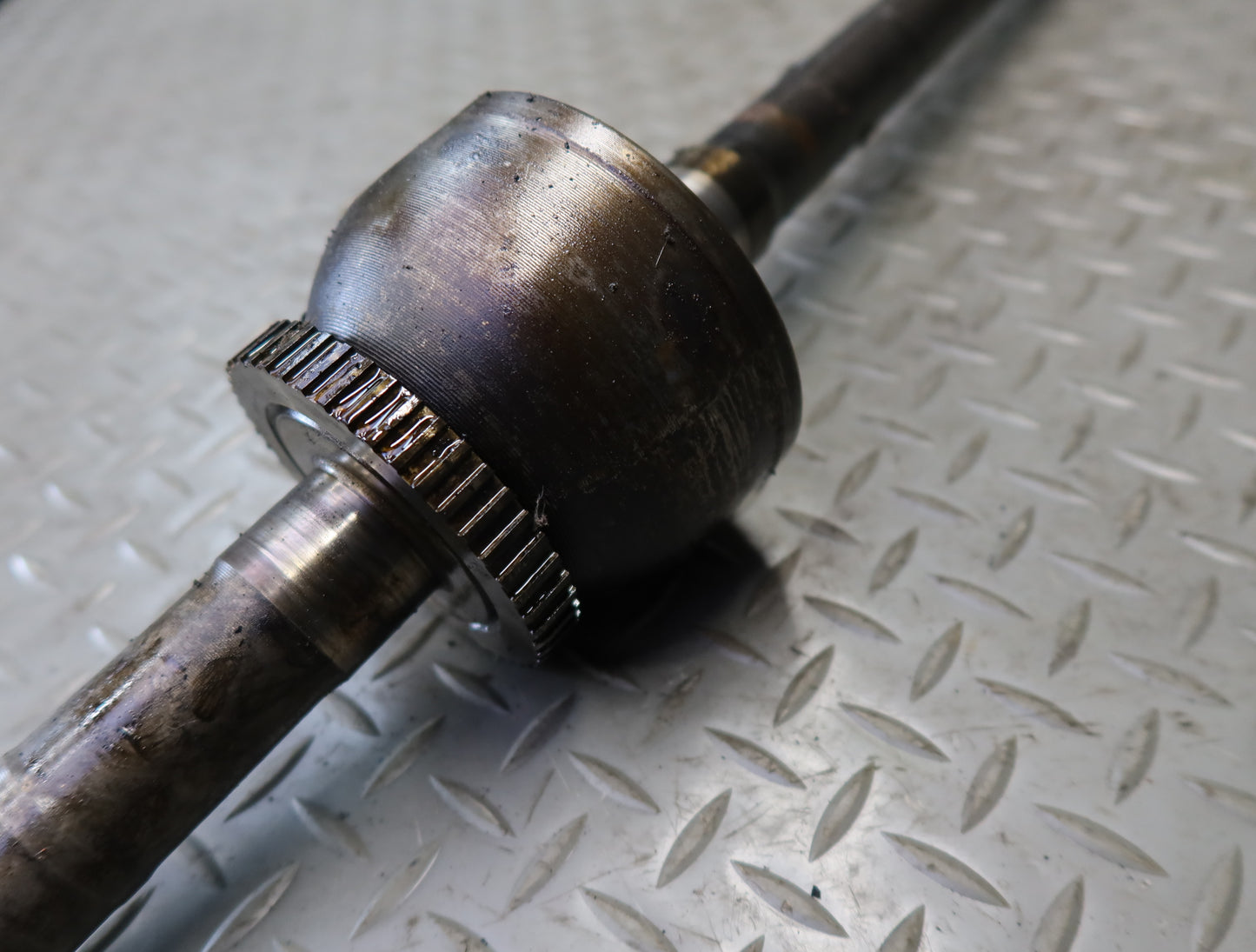 1996-1997 Lexus FZJ80L LX450 AWD Front Left Suspension Axle Shaft
