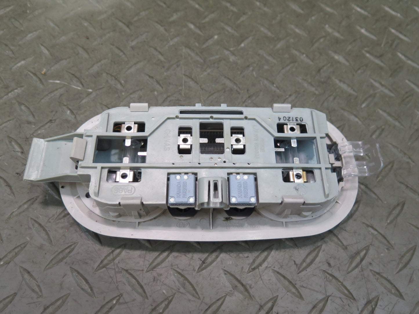 2003-2007 Hummer H2 Overhead Roof Dome Interior Light Lamp VC9625