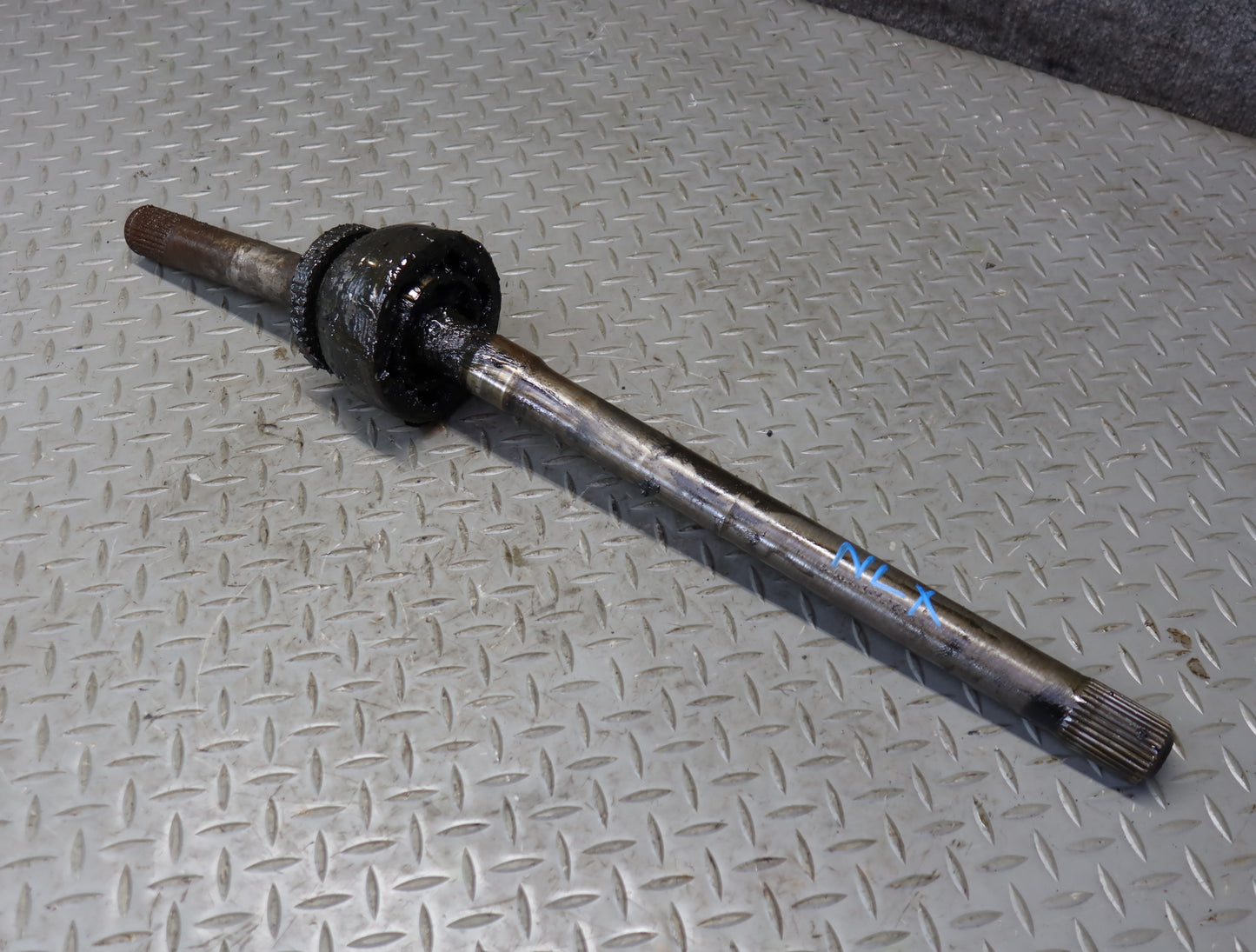 1996-1997 Lexus FZJ80L LX450 AWD Front Right Suspension Axle Shaft