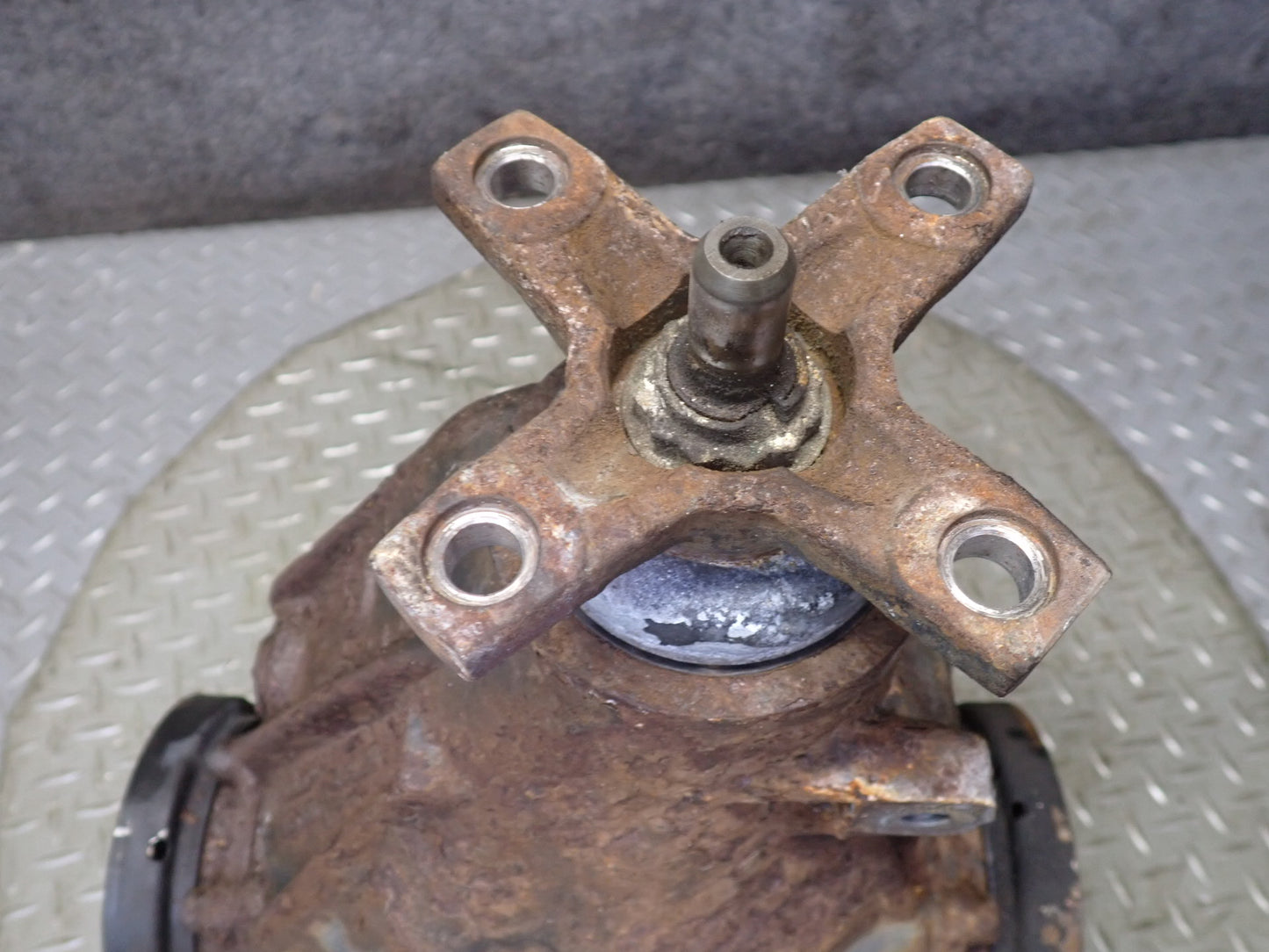 1995 Mercedes W140 S500 Rear Differential Carrier 2.65 Ratio OEM