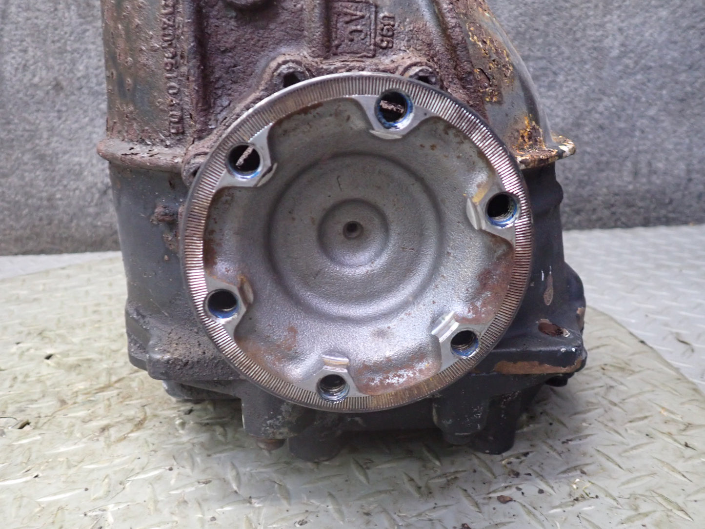 1995 Mercedes W140 S500 Rear Differential Carrier 2.65 Ratio OEM