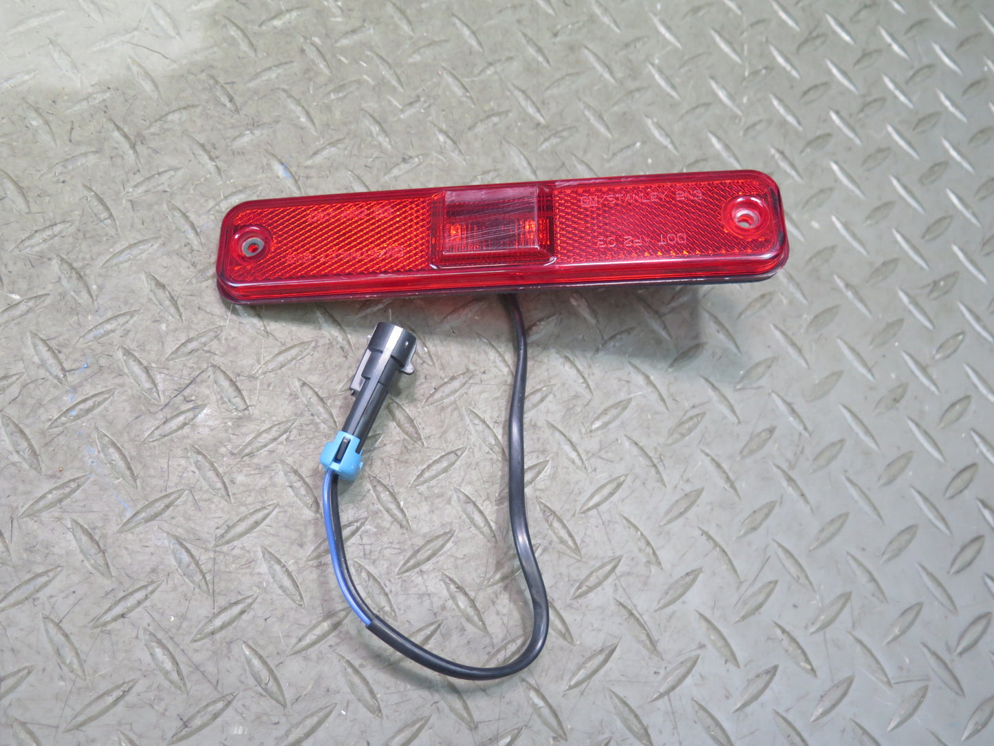 2003-2009 Hummer H2 Rear Left & Right Side Marker Light Lamp Set of 2