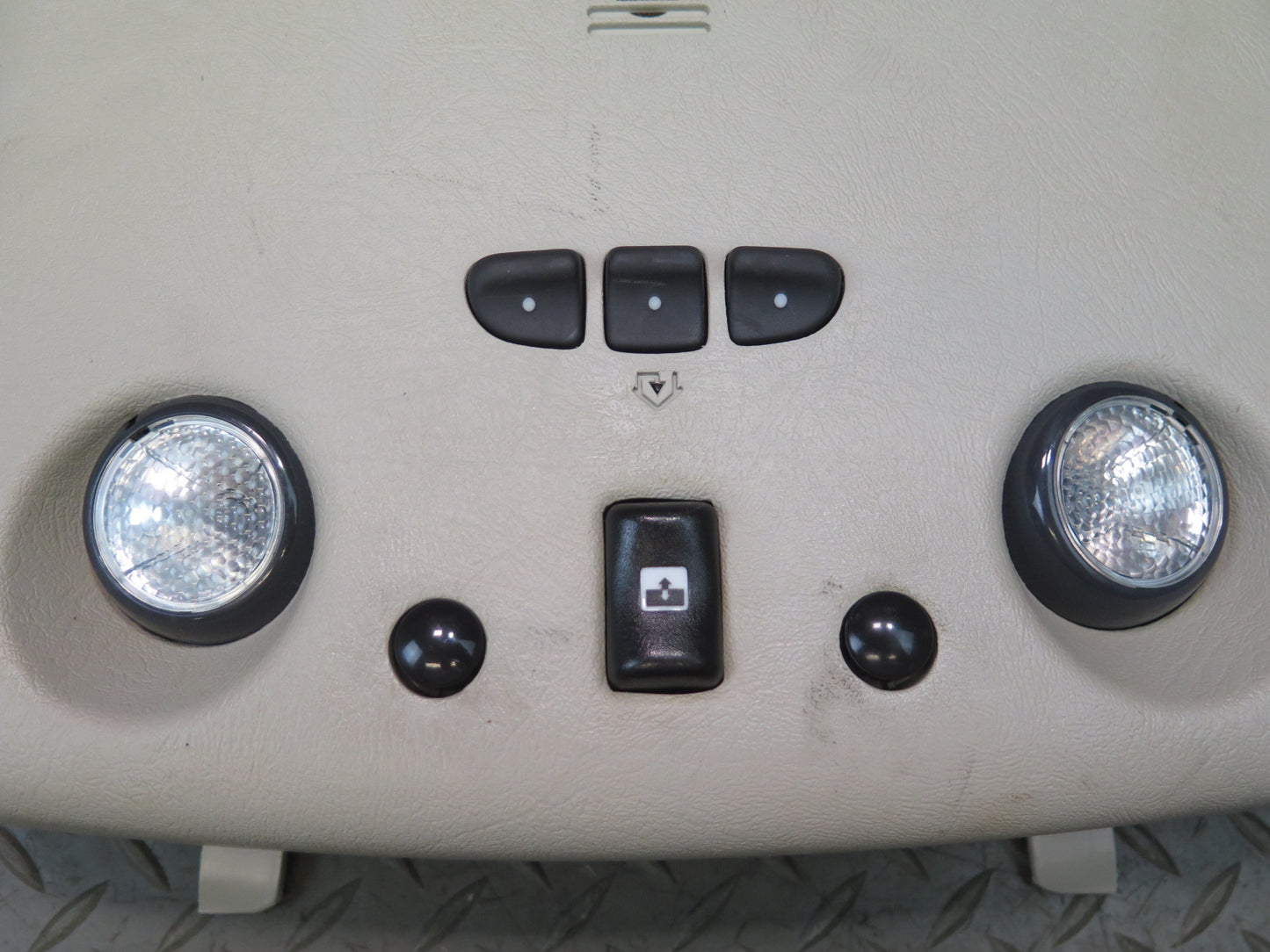 2003-2007 Hummer H2 Overhead Console MAP Reading Light Sunroof Homelink Switch