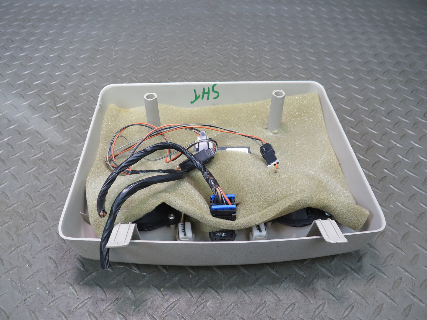 2003-2007 Hummer H2 Overhead Console MAP Reading Light Sunroof Homelink Switch