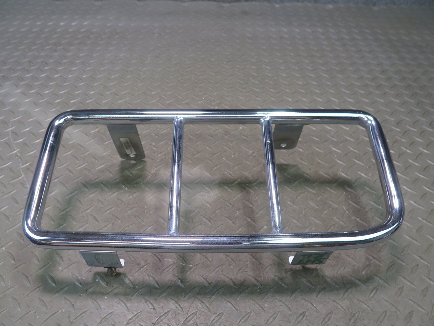 2003-2007 Hummer H2 Rear Left Tail Light Lamp Guard Grille Molding 88968359