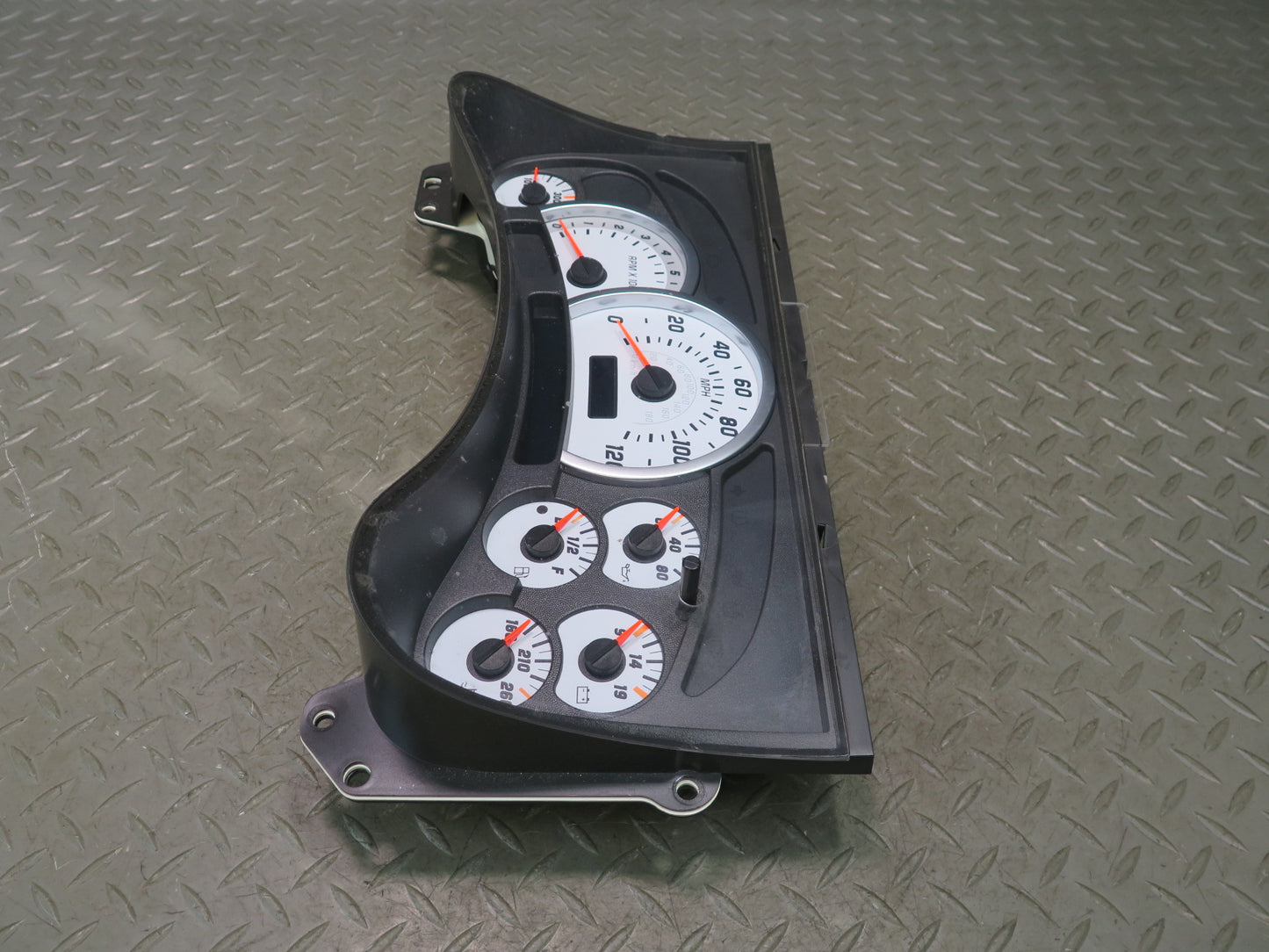 2004 Hummer H2 Dash Instrument Cluster Gauge Speedometer 15114639