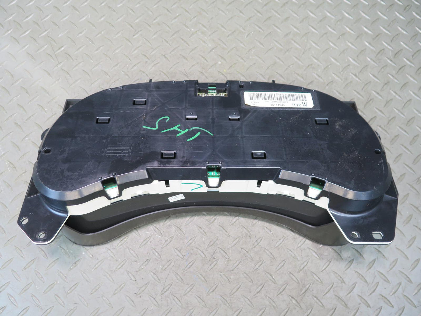 2004 Hummer H2 Dash Instrument Cluster Gauge Speedometer 15114639