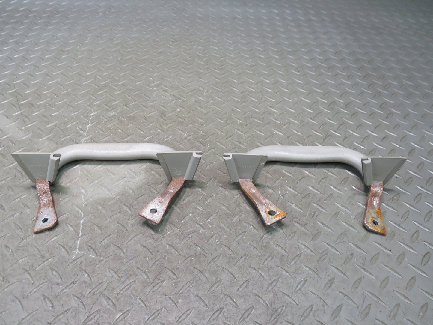 2003-2007 Hummer H2 Left & Right A B Pillar Roof Grip Grab Handle Set of 7